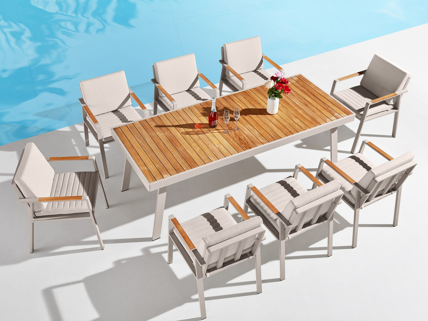 Higold Nofi kerti étkezőszett, 8 személyes- fehér