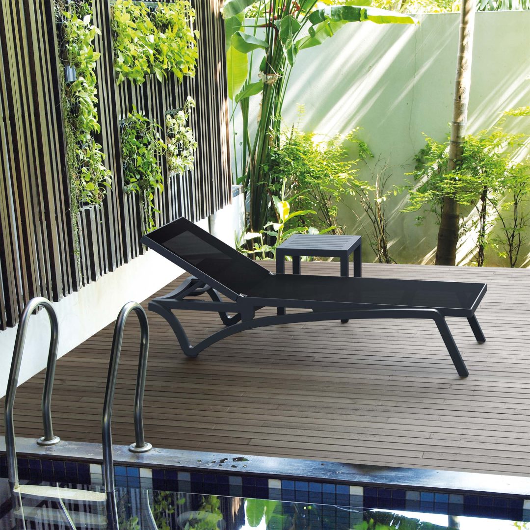 Pacific napágy, fekete