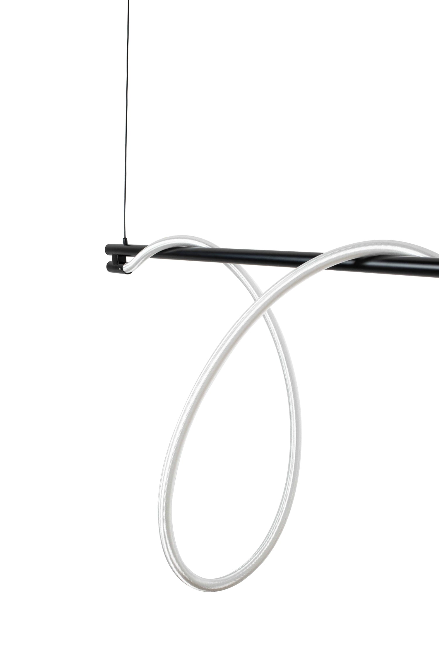 KH Serpiente egyenes csillár fekete színben